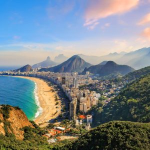 Crescer no Rio: entre a Cidade, a Praia e as Trilhas